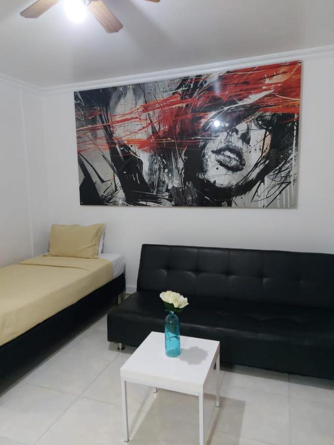 Apartamentos Laureles De La 70 Medellín Zewnętrze zdjęcie