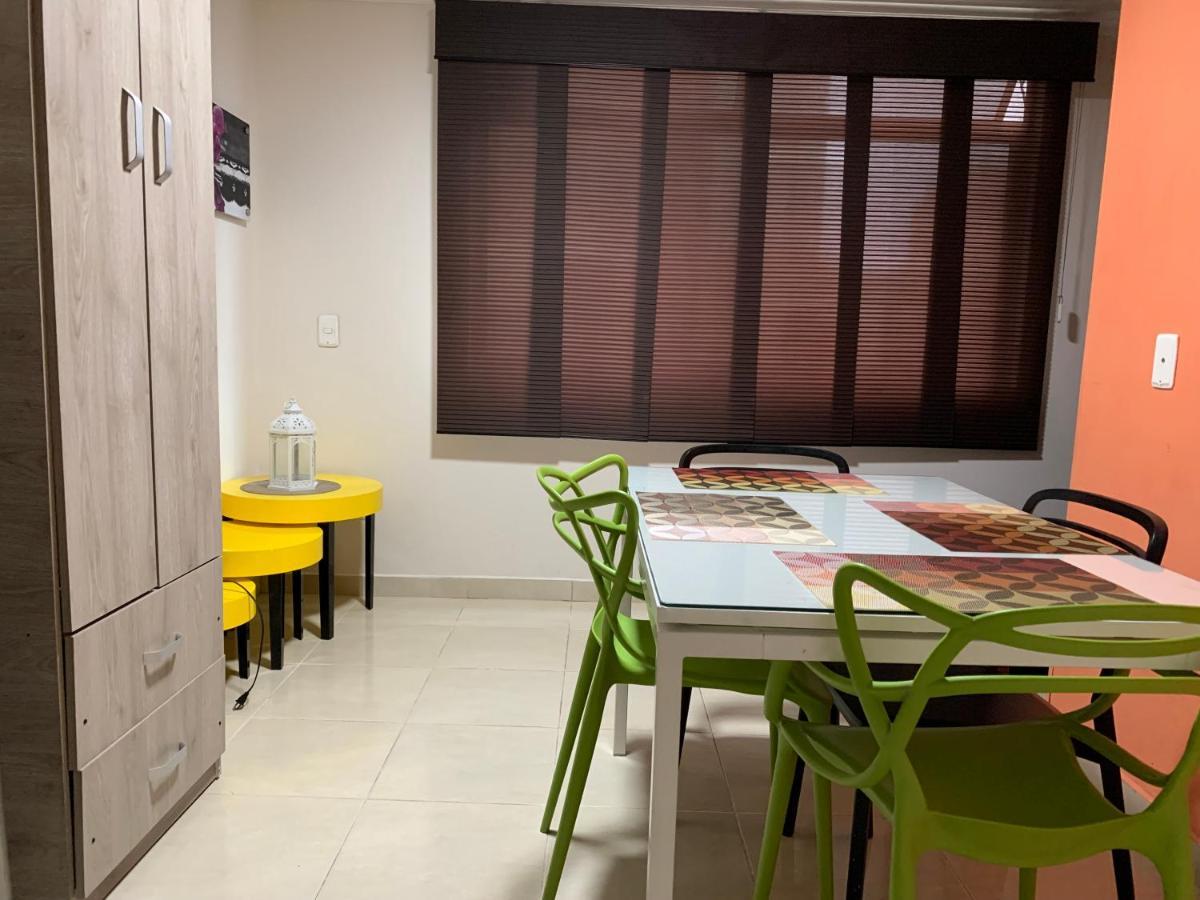 Apartamentos Laureles De La 70 Medellín Zewnętrze zdjęcie