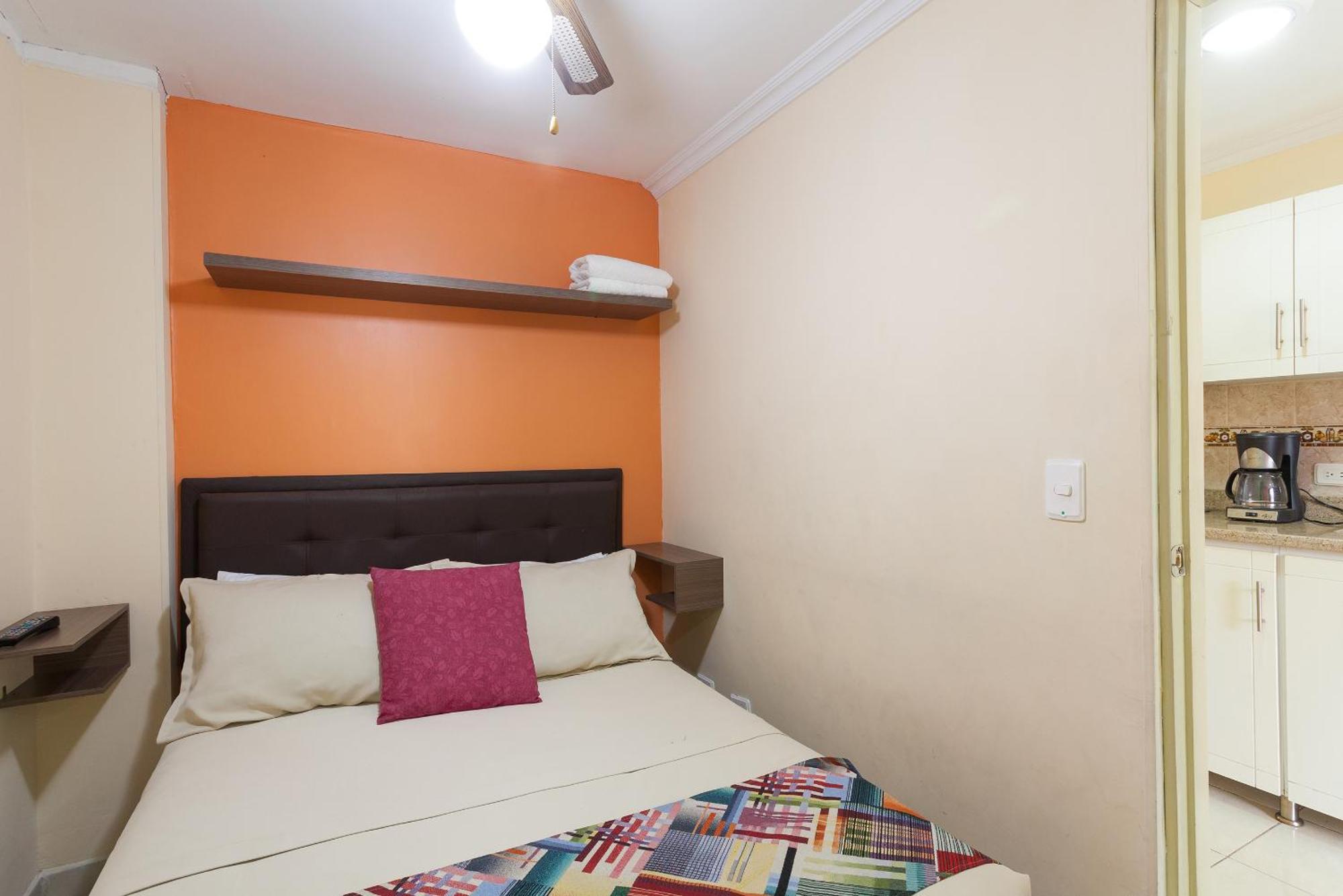 Apartamentos Laureles De La 70 Medellín Zewnętrze zdjęcie